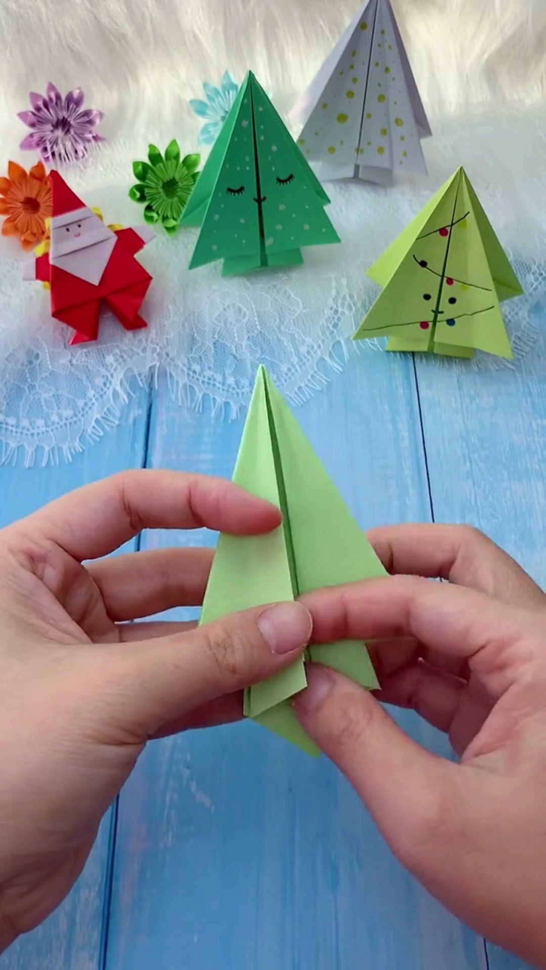 Easy DIY 3D Origami Christmas Tree (Cute Folded Holiday Decor) DIY 3D Origami Christmas Tree - Step 5